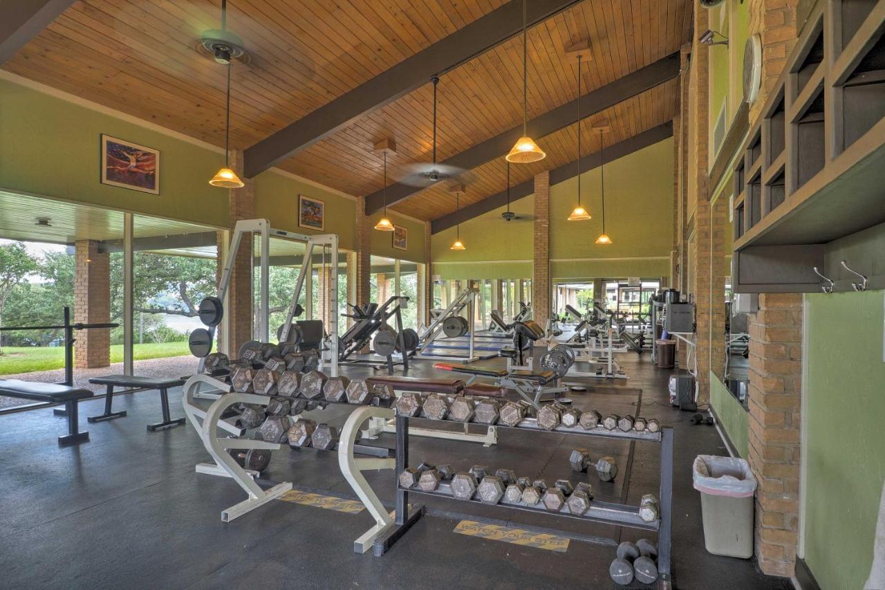 Waterfront Lake Travis Home With Pool Access! Point Venture 外观 照片