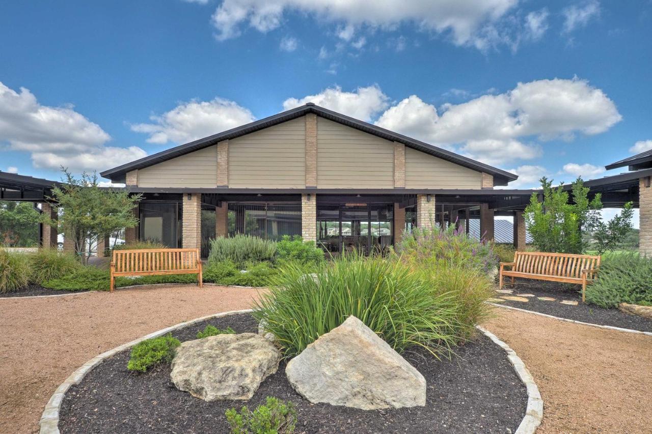 Waterfront Lake Travis Home With Pool Access! Point Venture 外观 照片